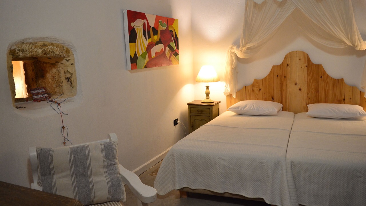 Photo of Bedroom in Armenoi