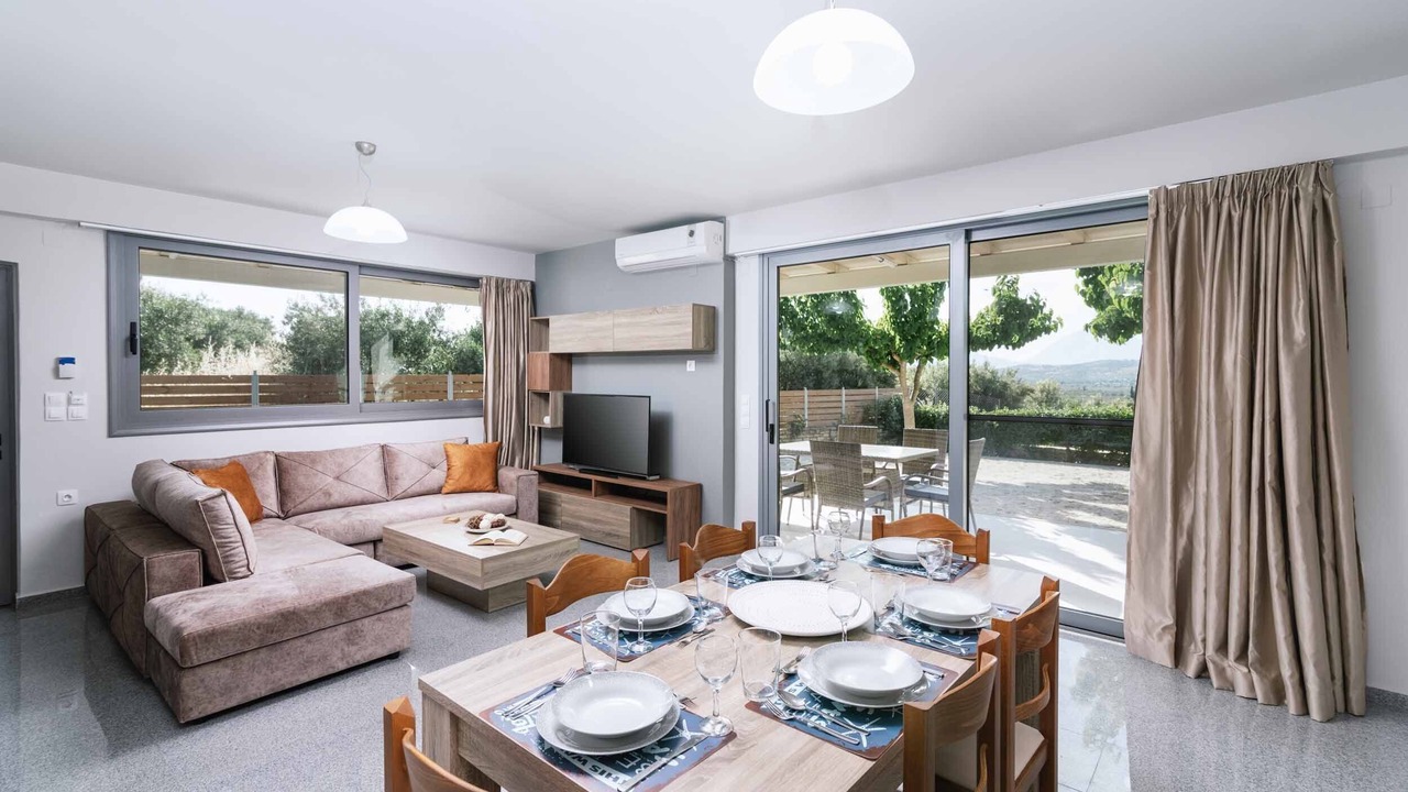 Photo of Livingroom in Petrokefalion