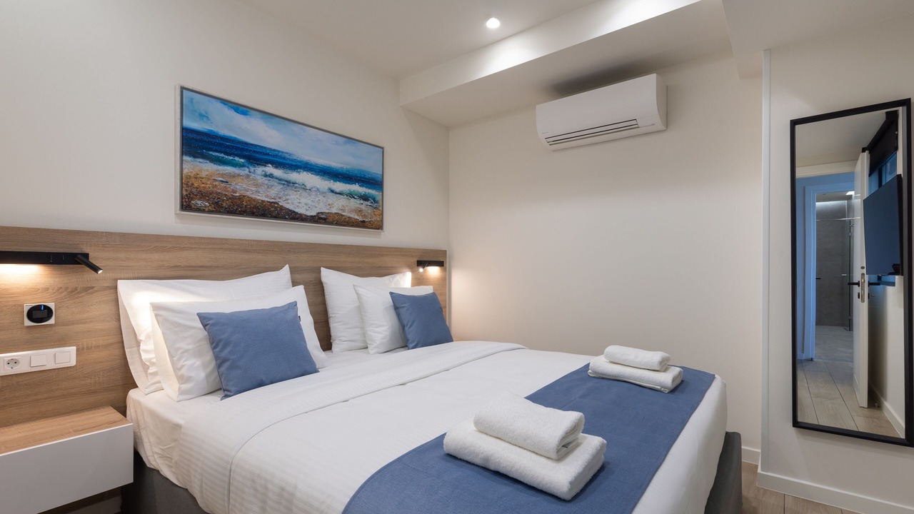 Photo of Bedroom in Exarhia