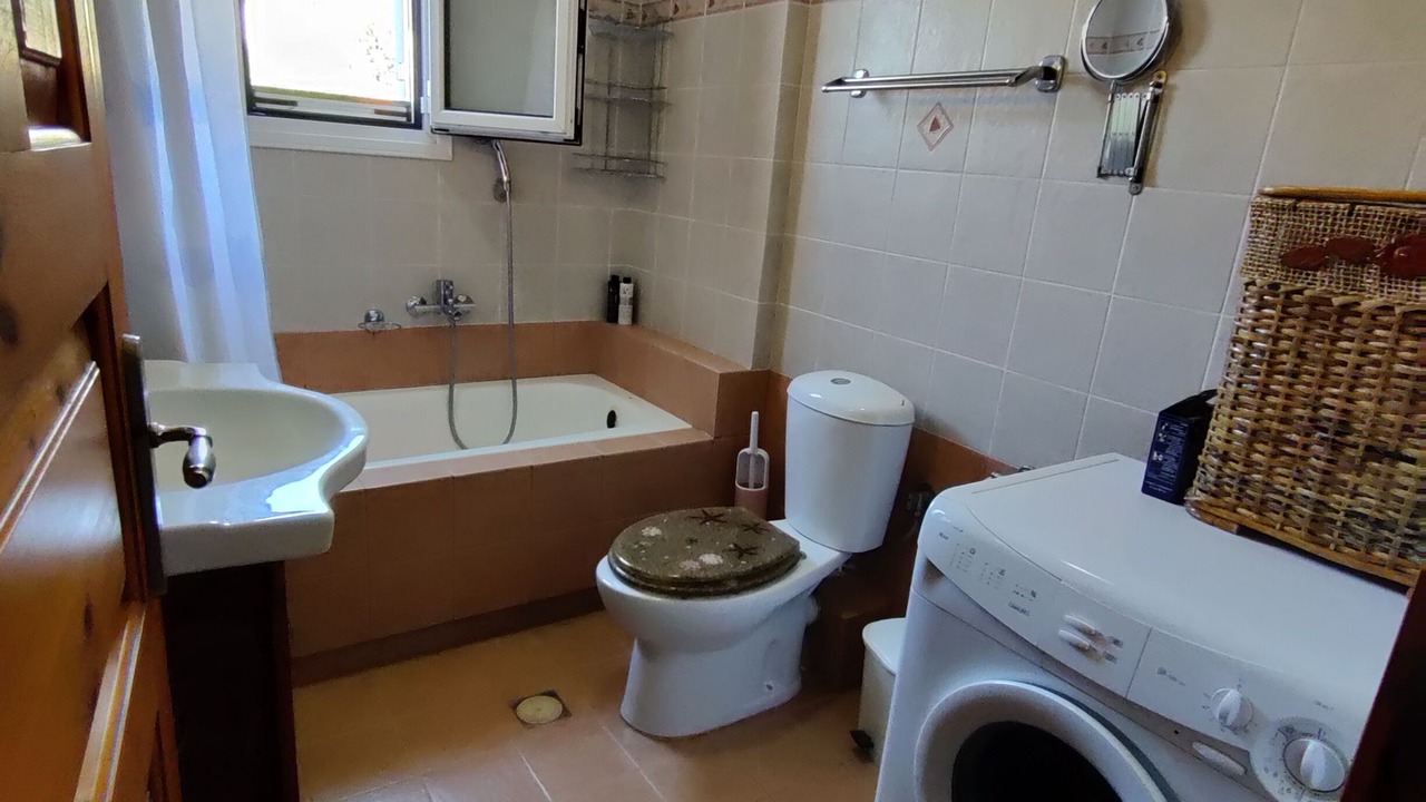 Photo of Bathroom in Eresos