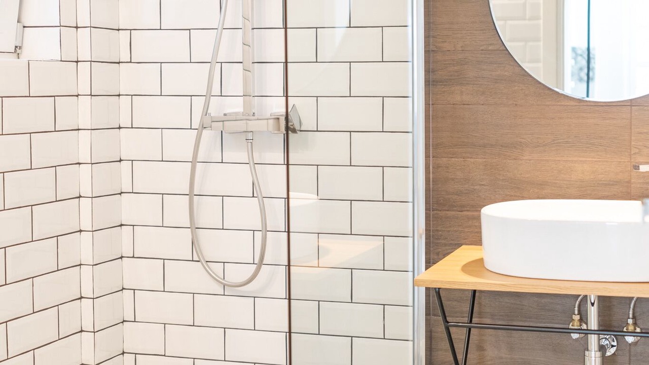 Photo of Bathroom in Psathopirgos
