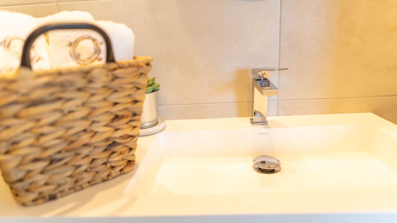 Photo of Bathroom in Psathopirgos