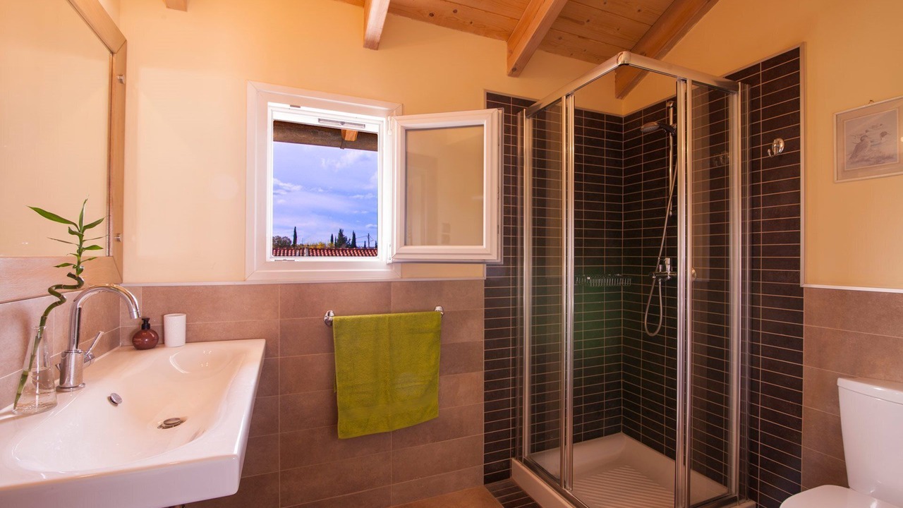 Photo of Bathroom in Sfakera