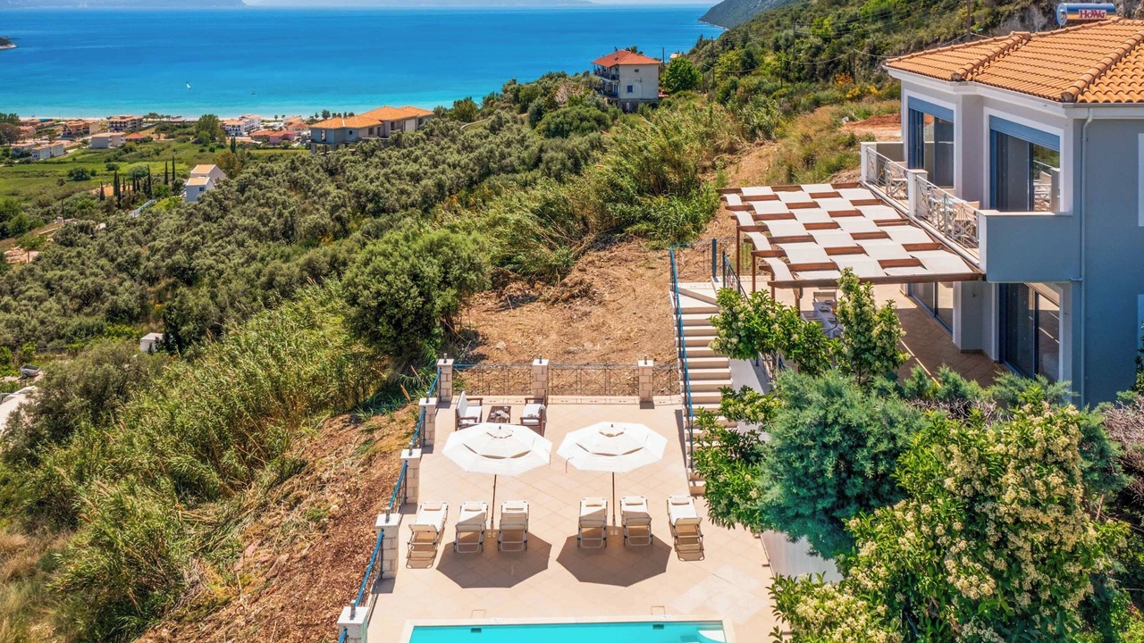 Photo of Patio Balcony in Evgiros