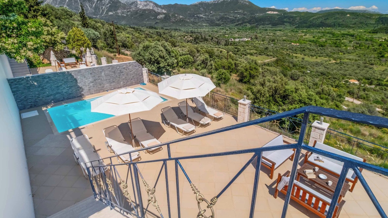Photo of Patio Balcony in Evgiros