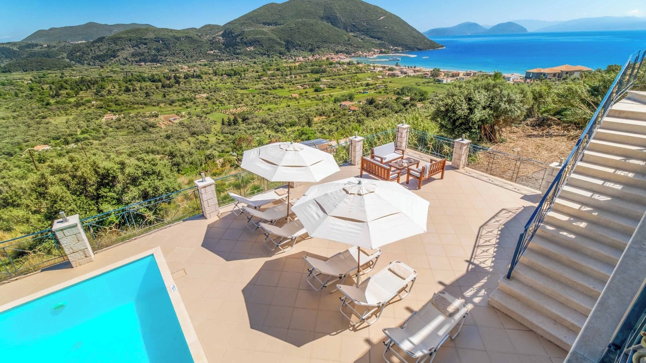 Photo of Patio Balcony in Evgiros