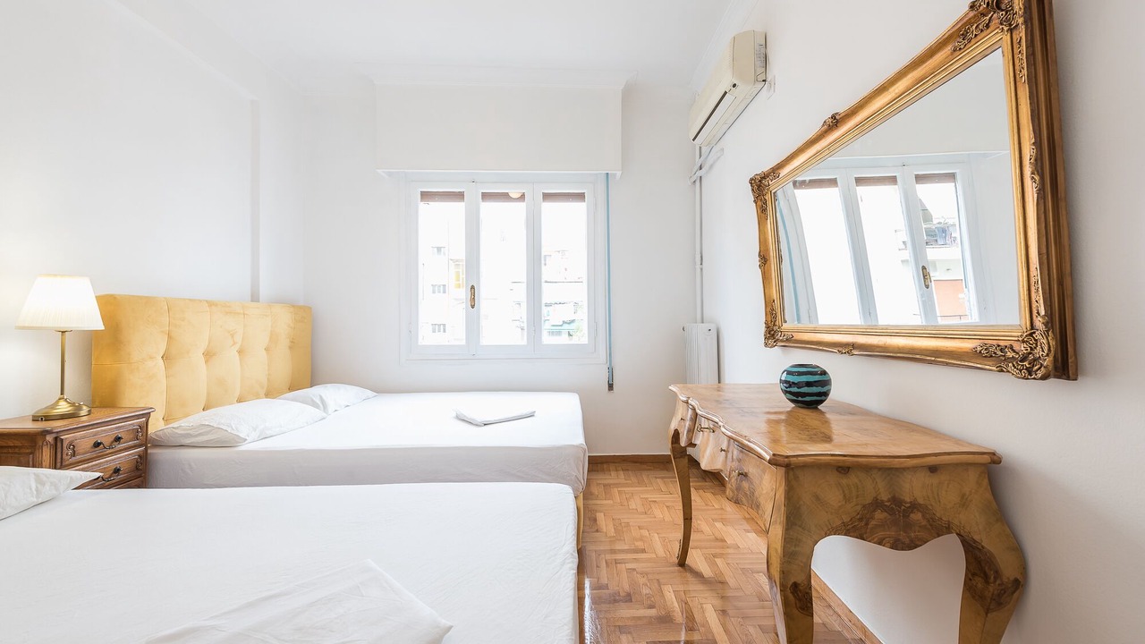 Photo of Bedroom in Platia Viktorias