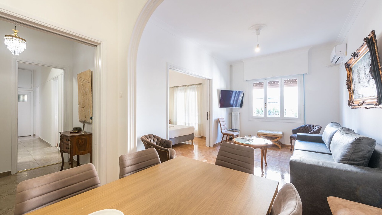 Photo of Livingroom in Platia Viktorias