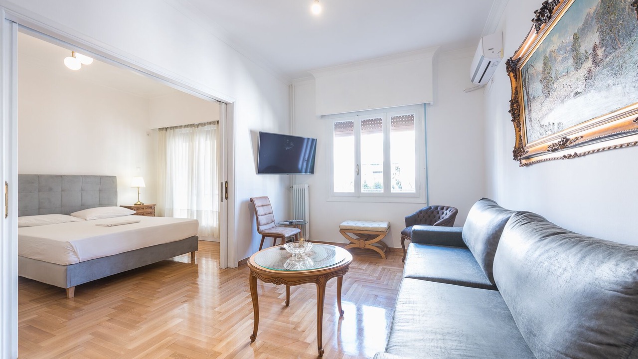 Photo of Bedroom in Platia Viktorias