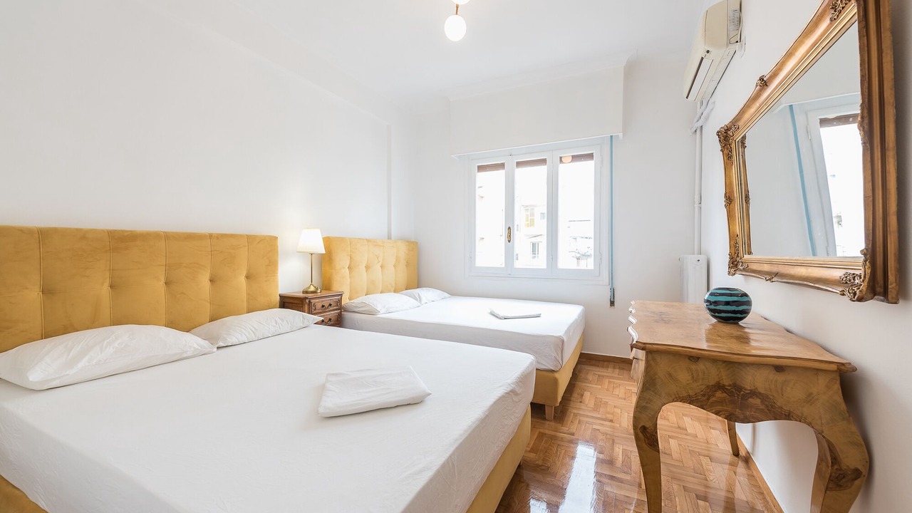 Photo of Bedroom in Platia Viktorias