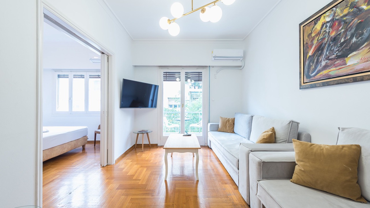 Photo of Livingroom in Platia Viktorias
