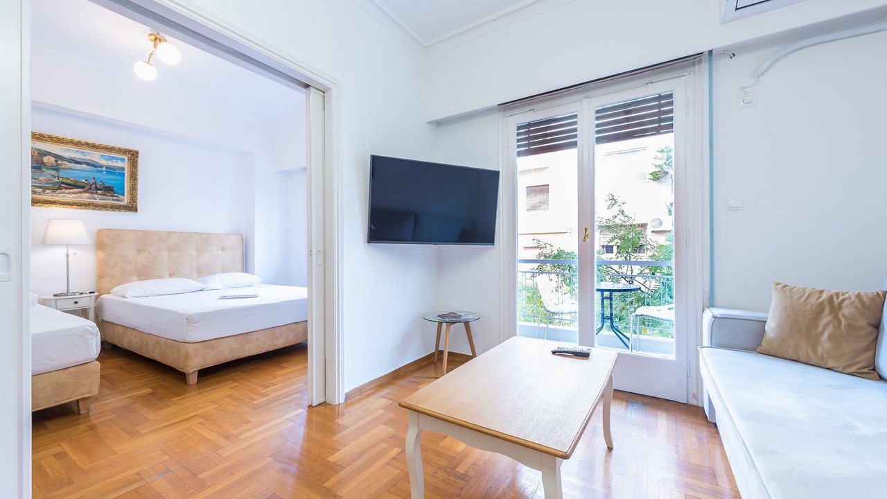 Photo of Bedroom in Platia Viktorias