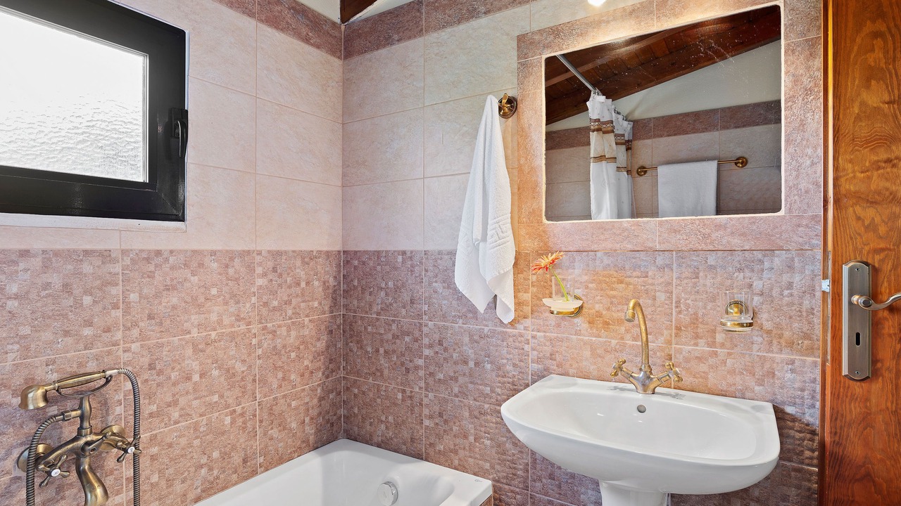 Photo of Bathroom in Maza