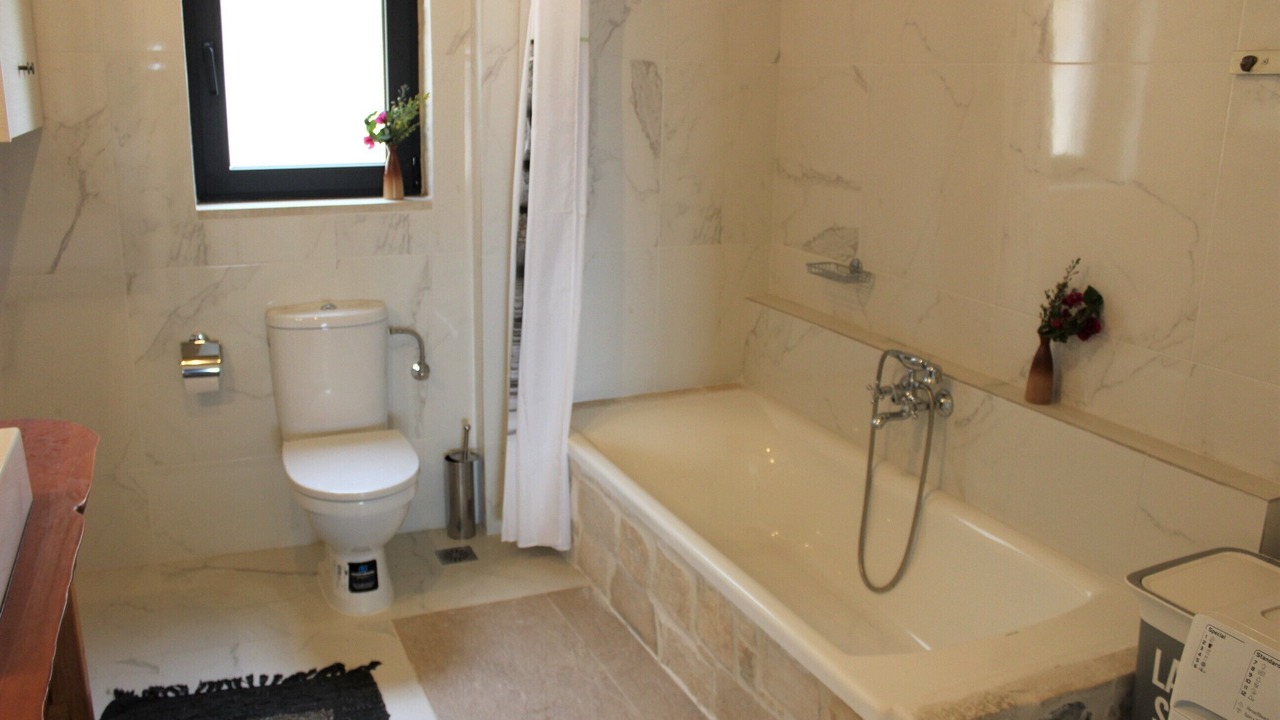 Photo of Bathroom in Mariou
