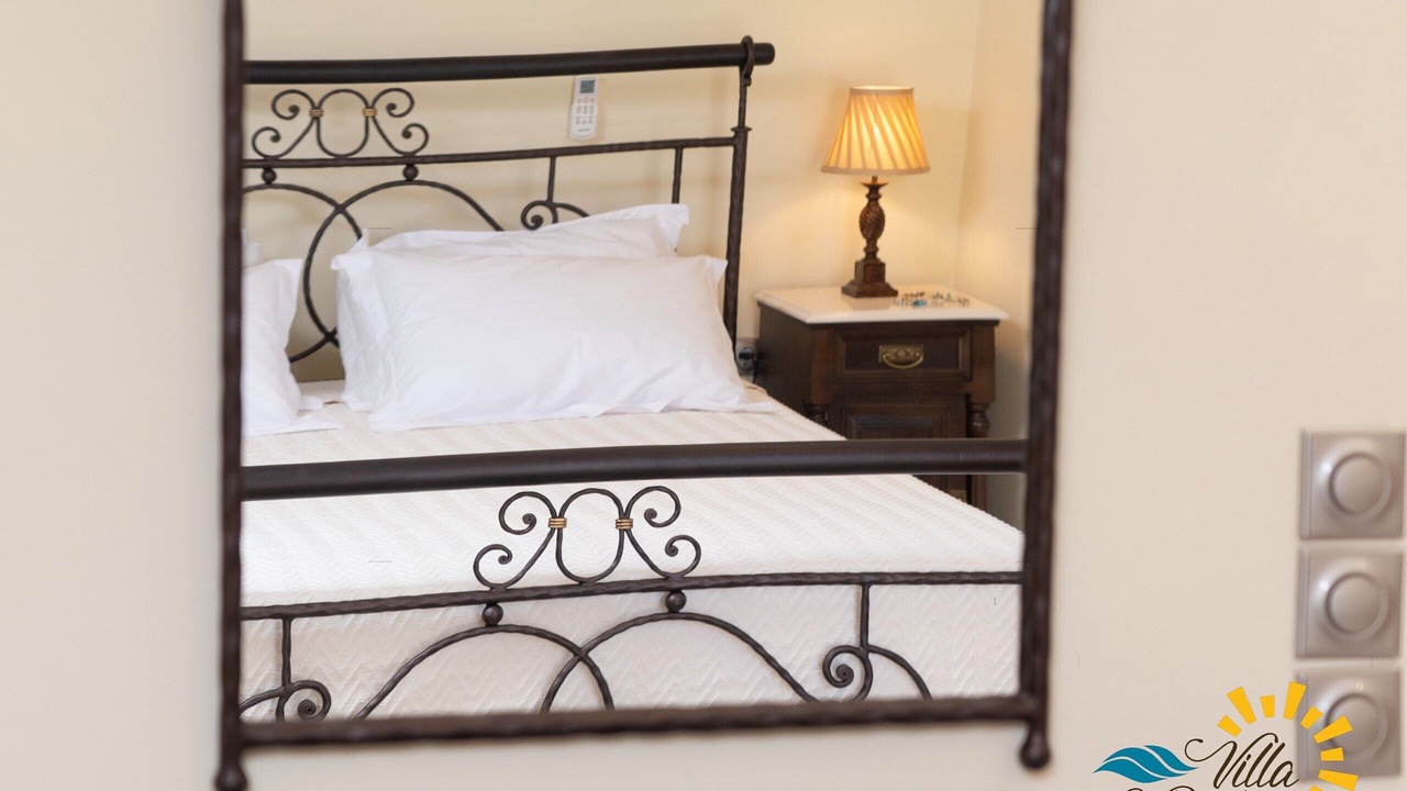 Photo of Bedroom in Chalikeri