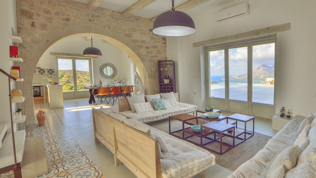 Photo of Livingroom in Limeniskos