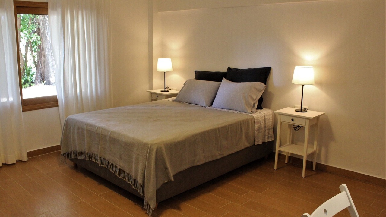 Photo of Bedroom in Longos