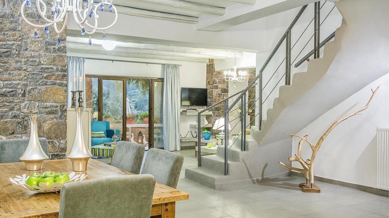 Photo of Livingroom in Pemonia