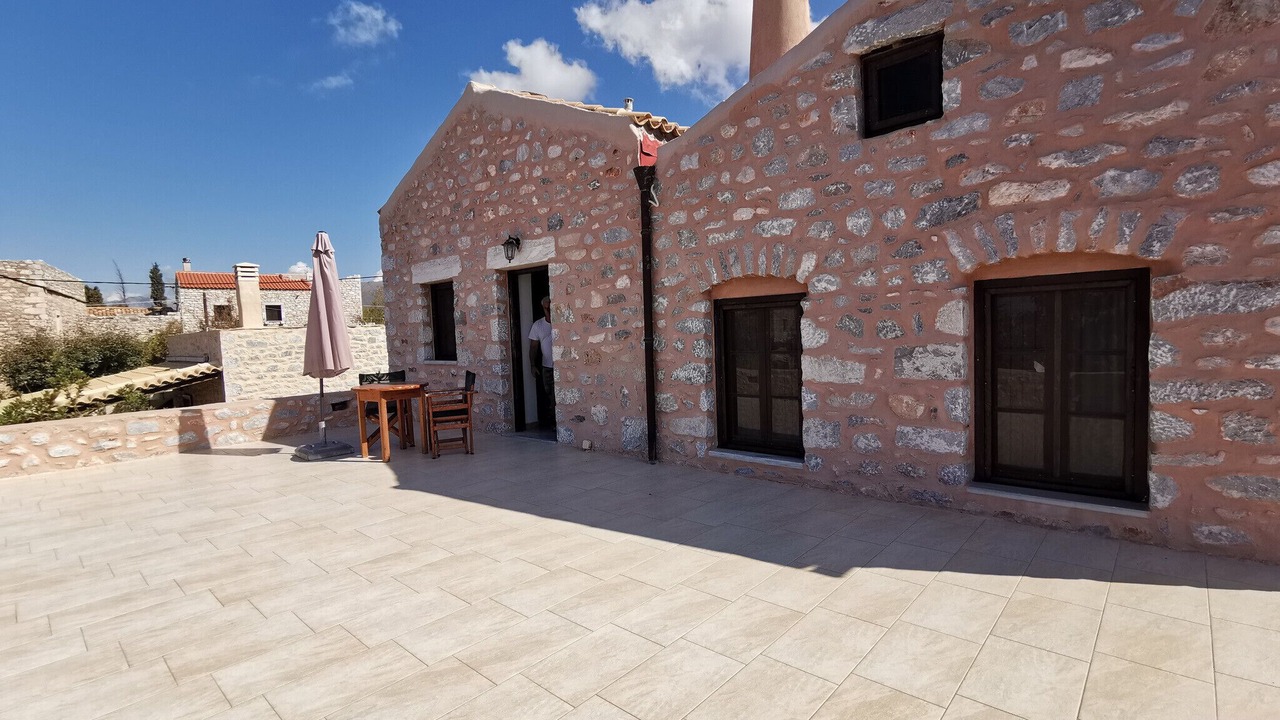 Photo of Others in Omales