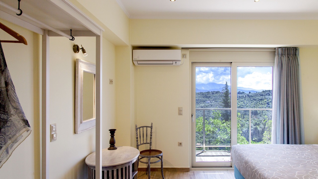 Photo of Bedroom in Apolpaina