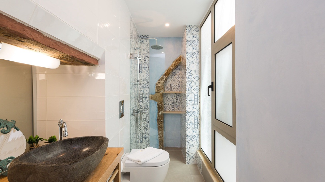 Photo of Bathroom in Pigi