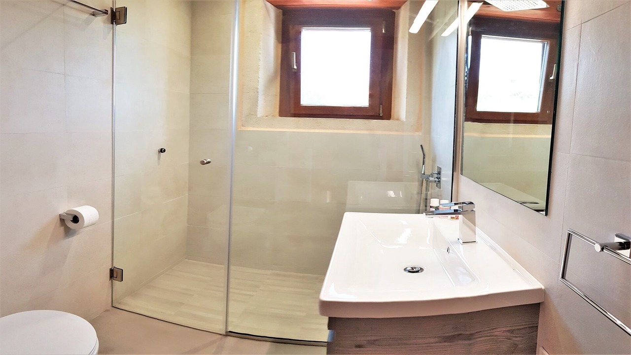Photo of Bathroom in Houdetsi