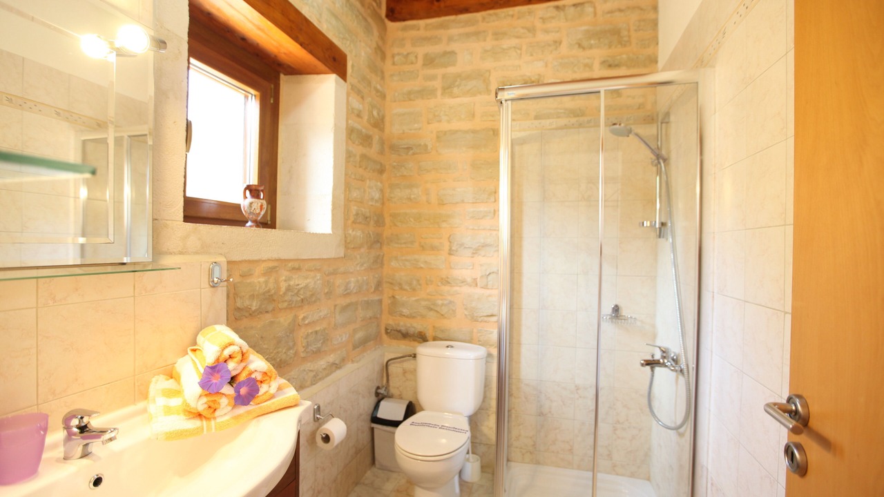 Photo of Bathroom in Houdetsi