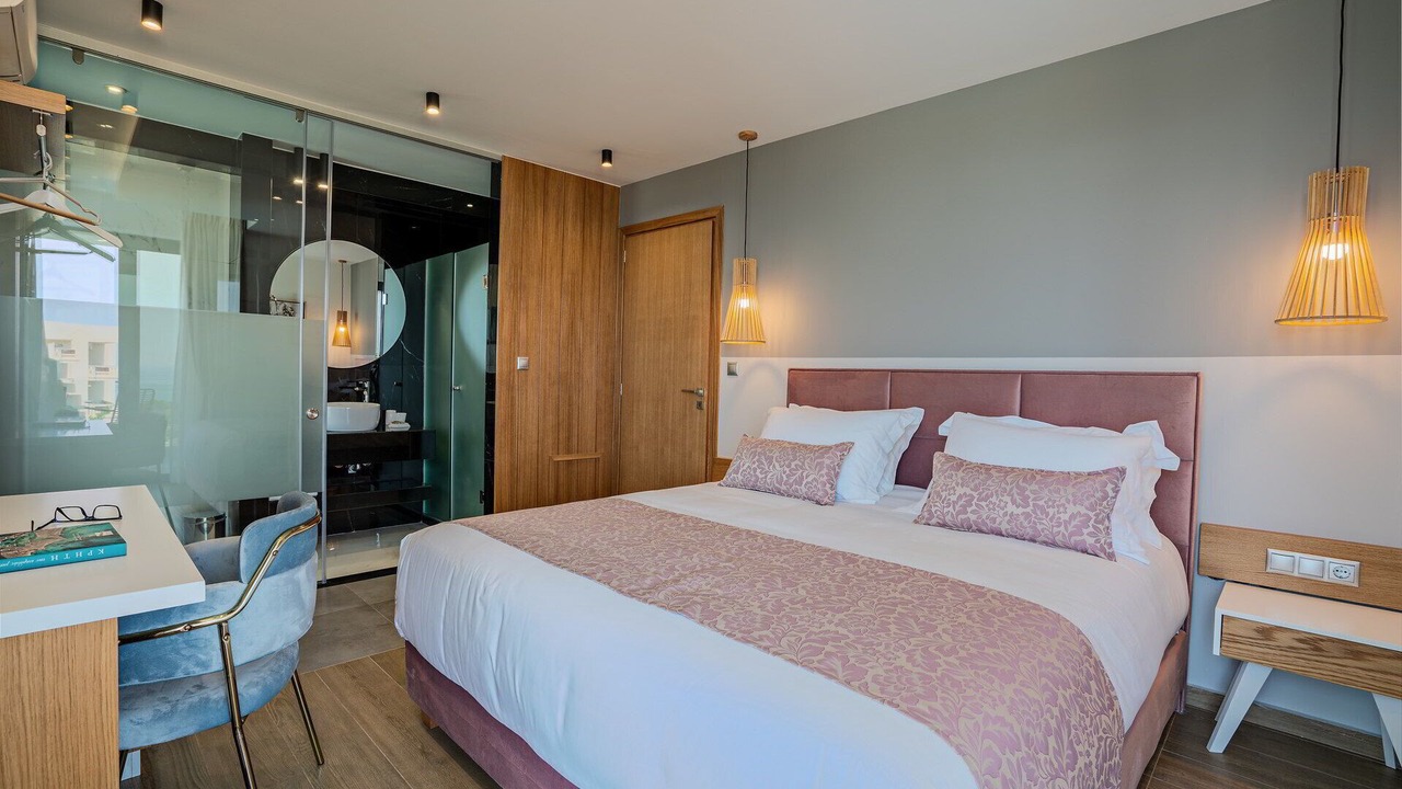 Photo of Bedroom in Adelianos Kampos