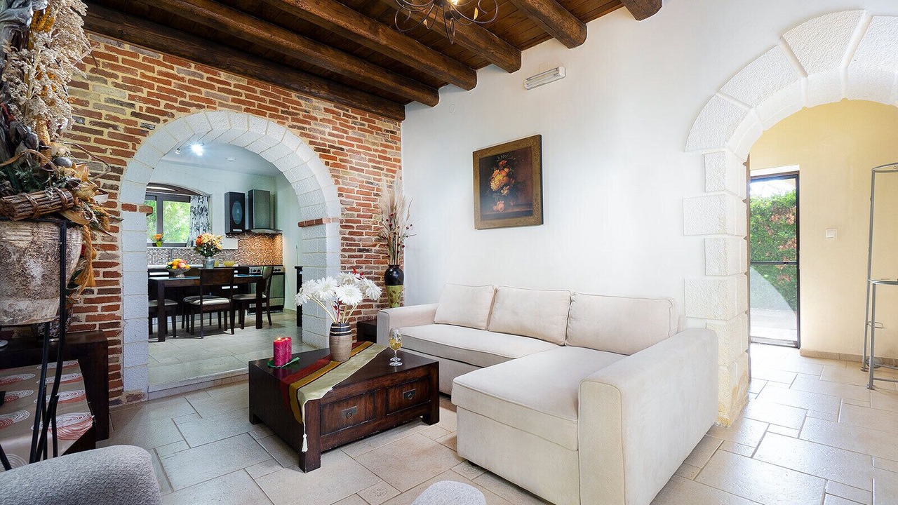 Photo of Livingroom in Platanias