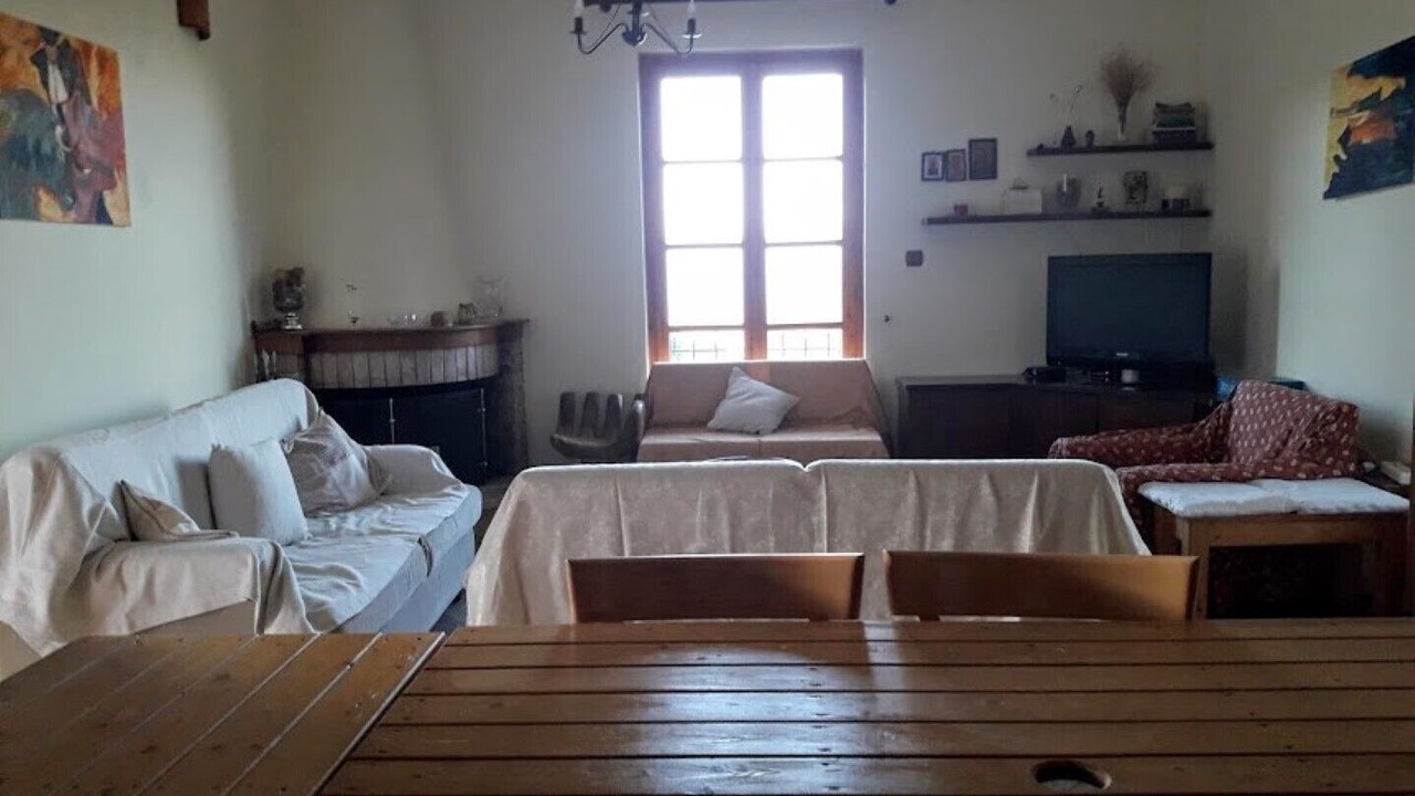 Photo of Livingroom in Tripi