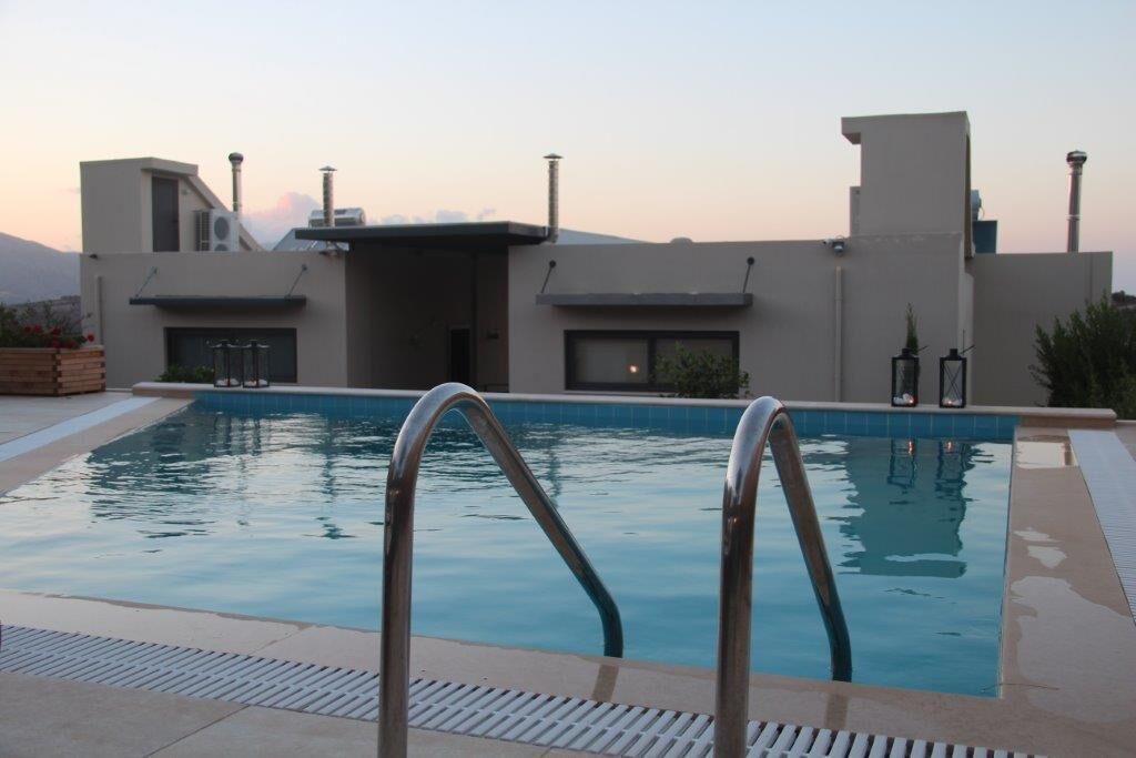 Photo of Outdoor in Petrokefalo
