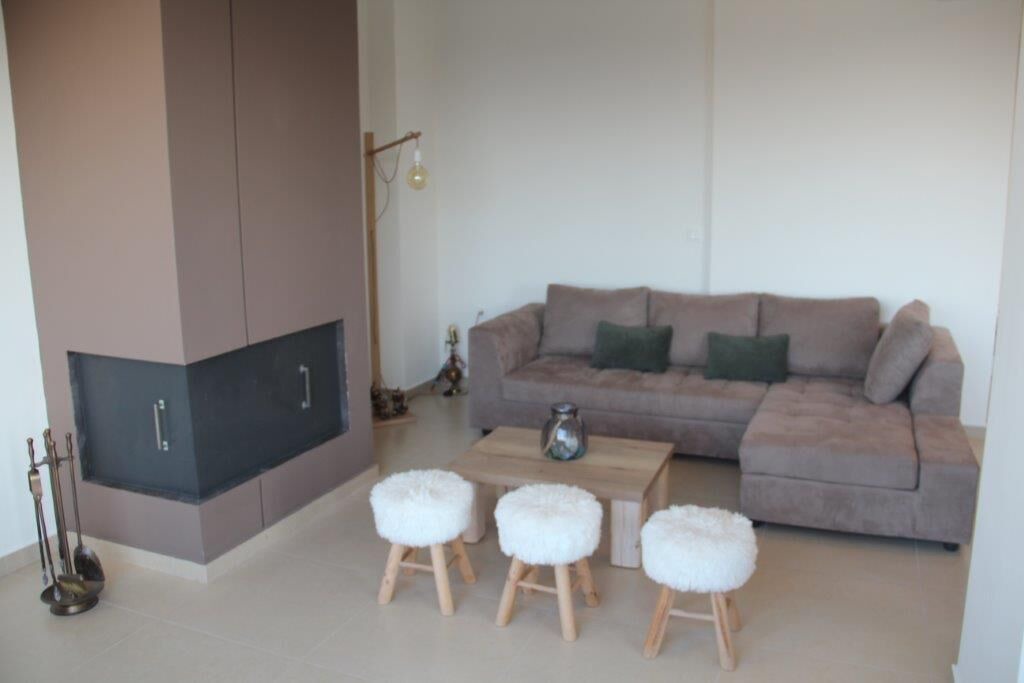 Photo of Livingroom in Petrokefalo