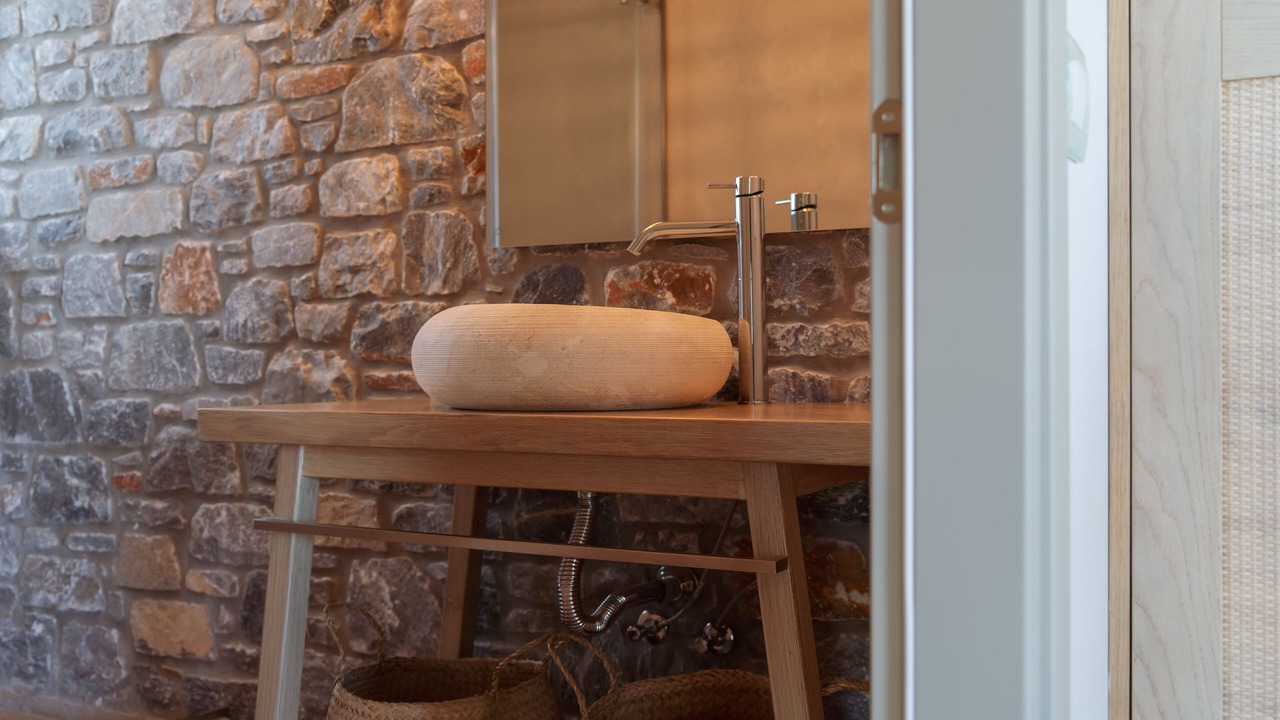 Photo of Bathroom in Neapoli