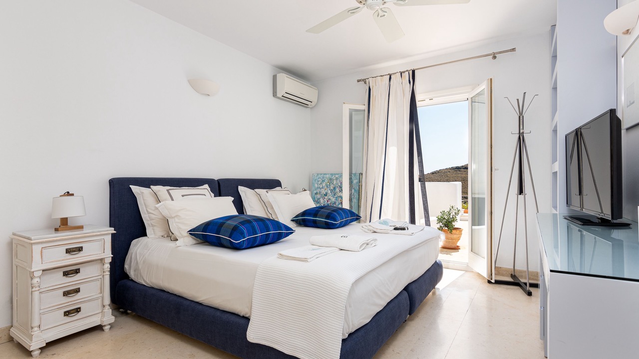 Photo of Bedroom in Syros