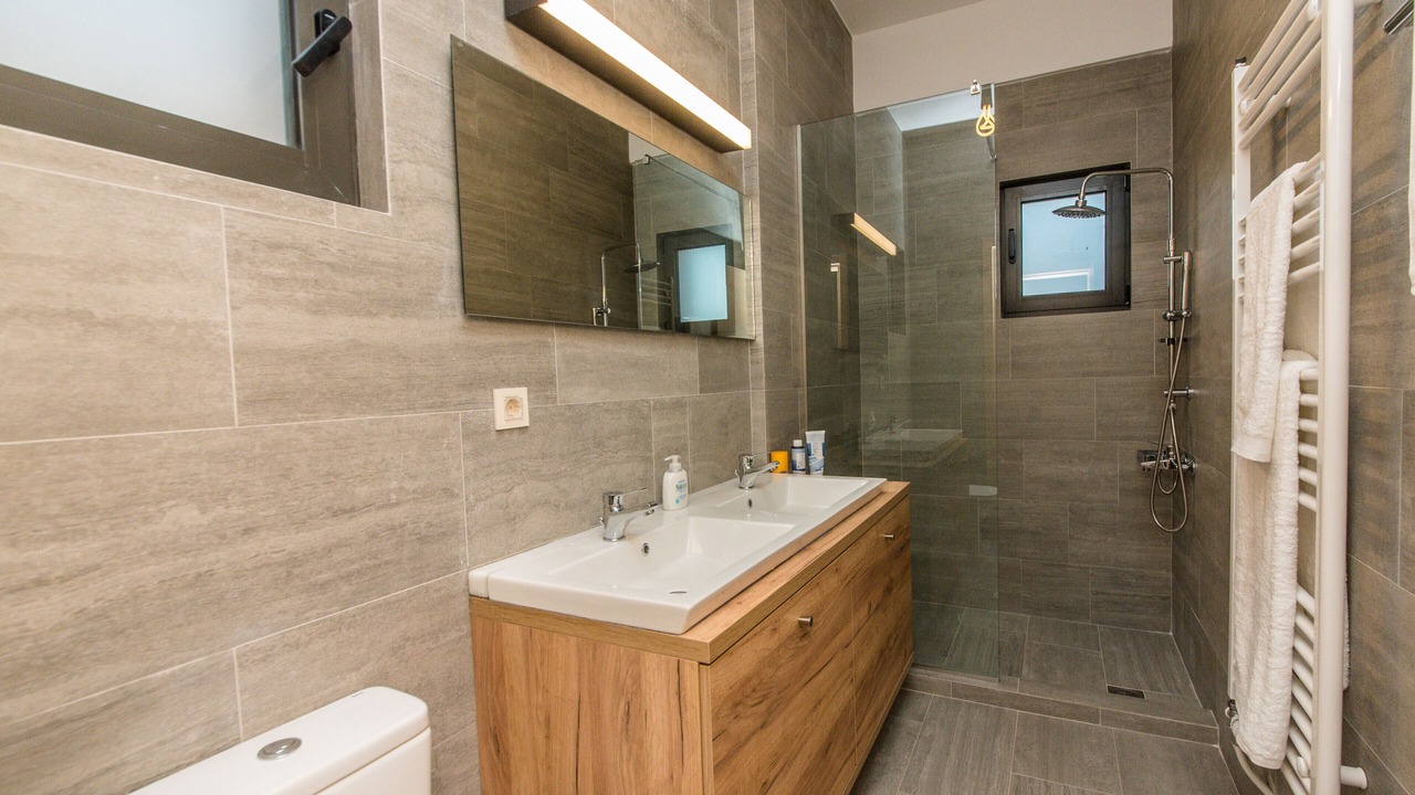 Photo of Bathroom in Evgiros