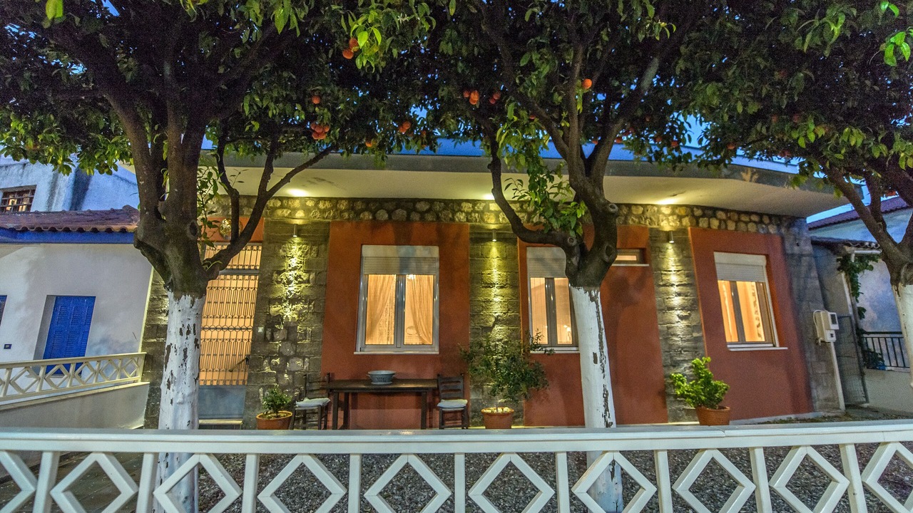 Photo of Patio Balcony in Longos