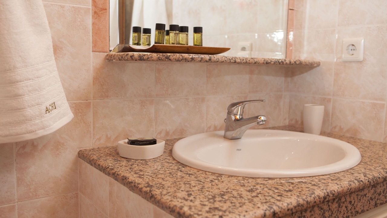 Photo of Bathroom in Kopetoi