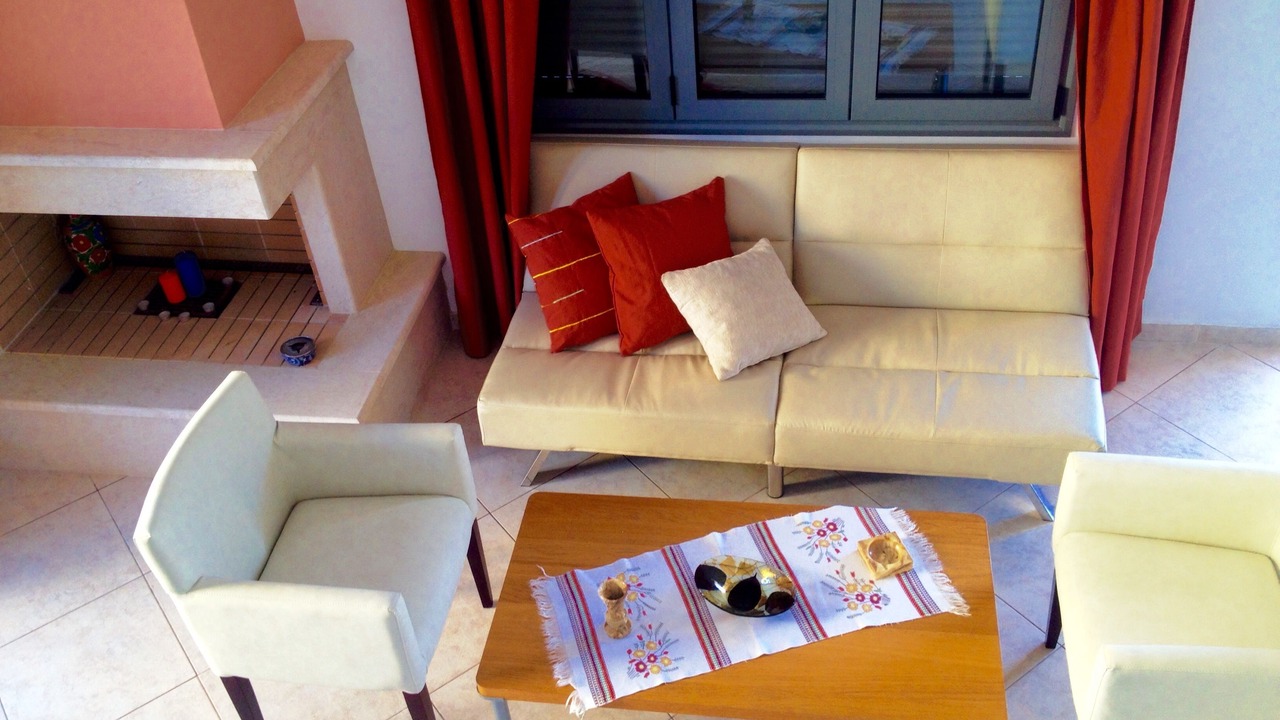 Photo of Livingroom in Skala Neon Kidonion