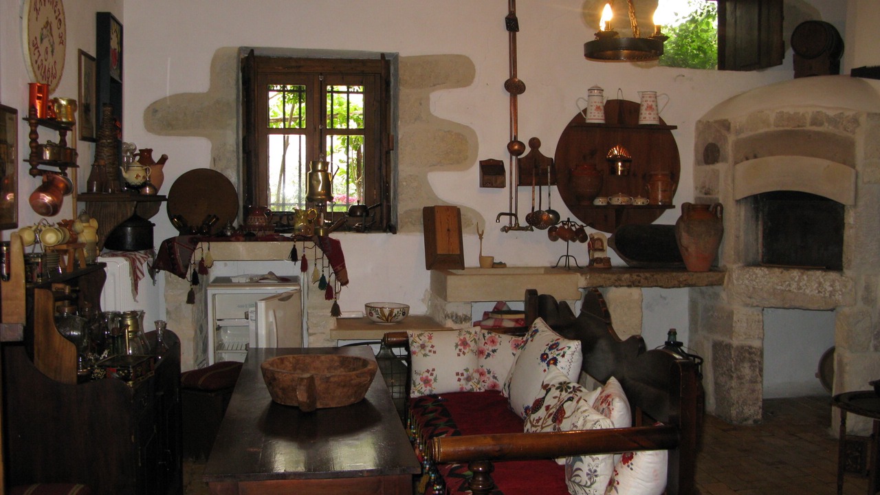 Photo of Livingroom in Sarkhos