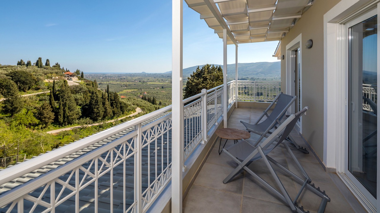 Photo of Patio Balcony in Alonia