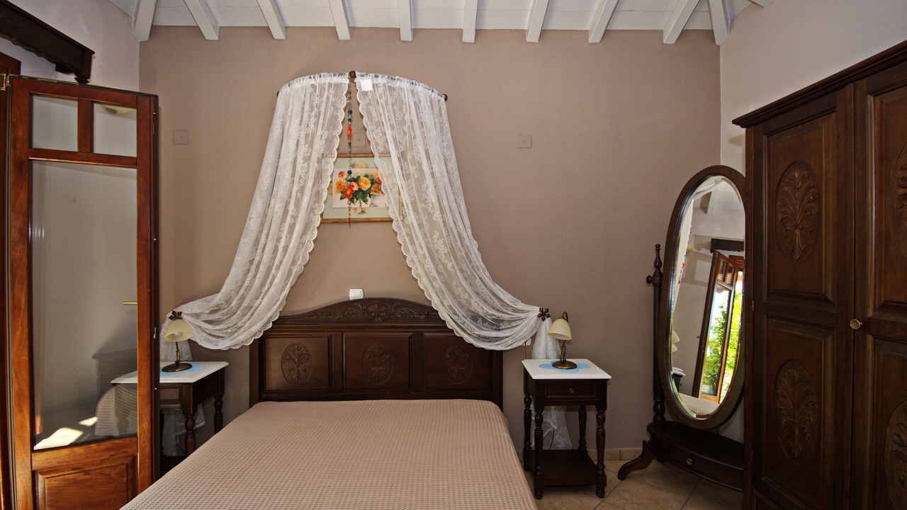 Photo of Bedroom in Steni Vala