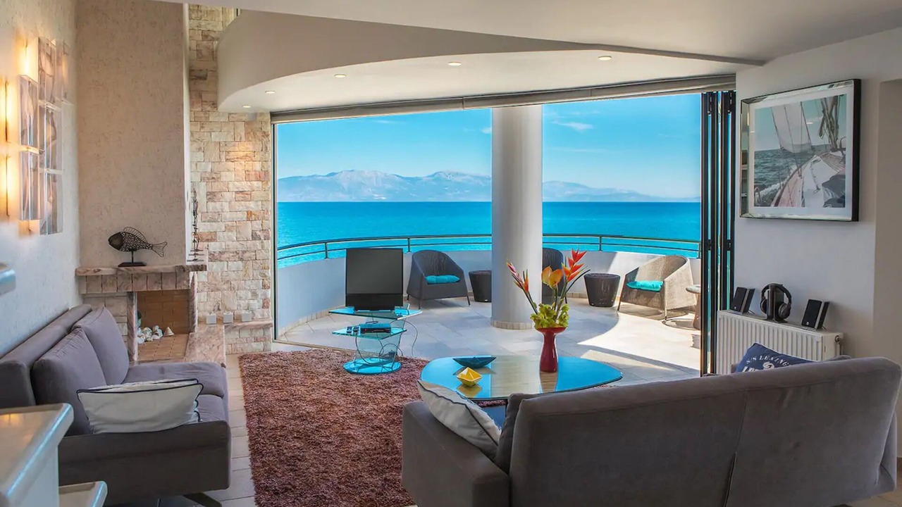 Photo of Livingroom in Kato Diminio