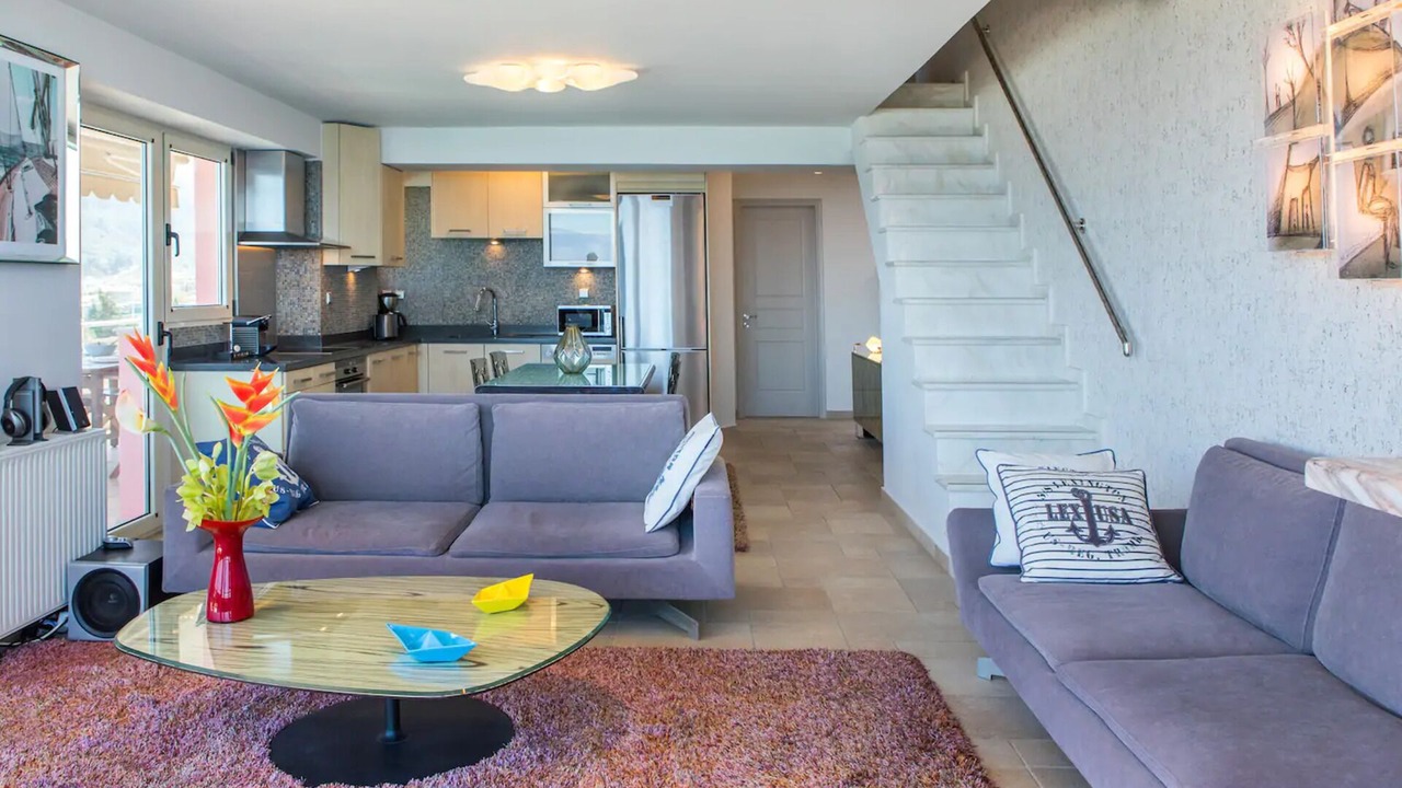 Photo of Livingroom in Kato Diminio