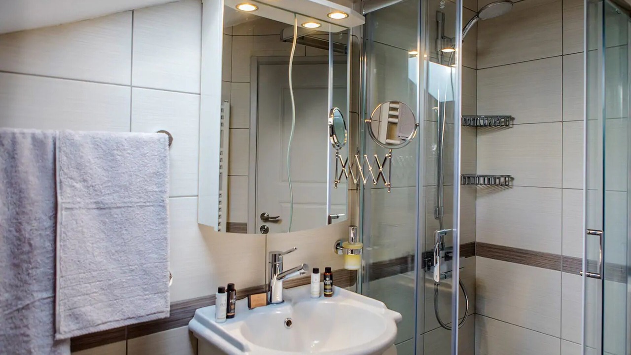 Photo of Bathroom in Kato Diminio