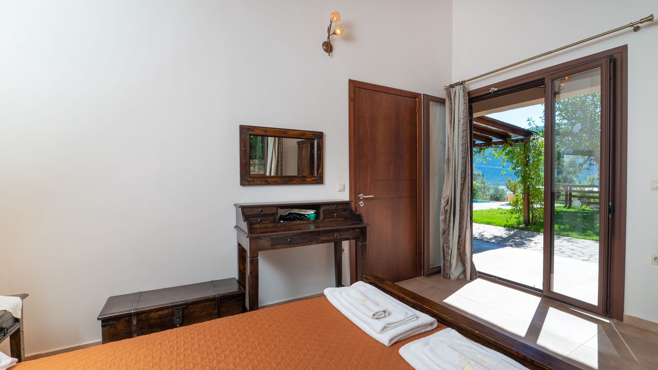 Photo of Bedroom in Evgiros