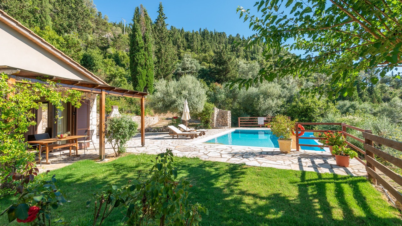 Photo of Outdoor in Evgiros