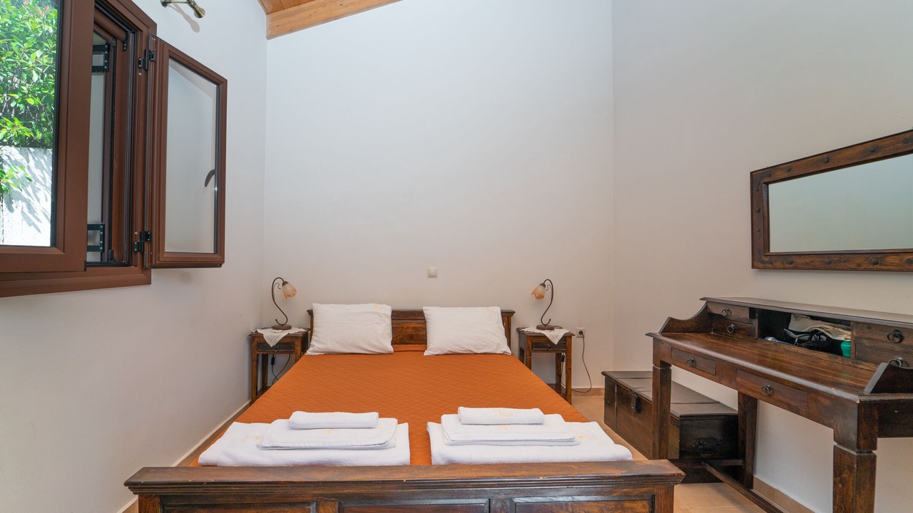 Photo of Bedroom in Evgiros