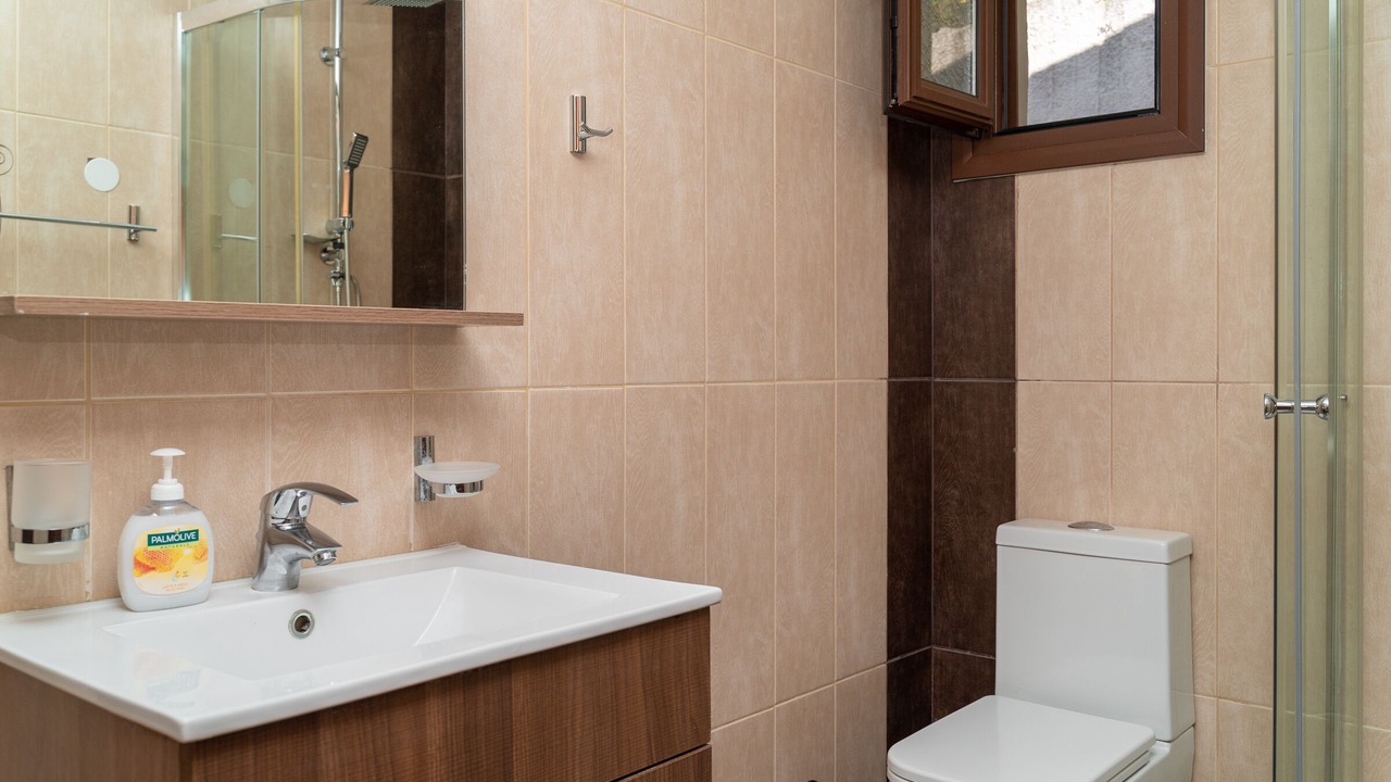 Photo of Bathroom in Evgiros