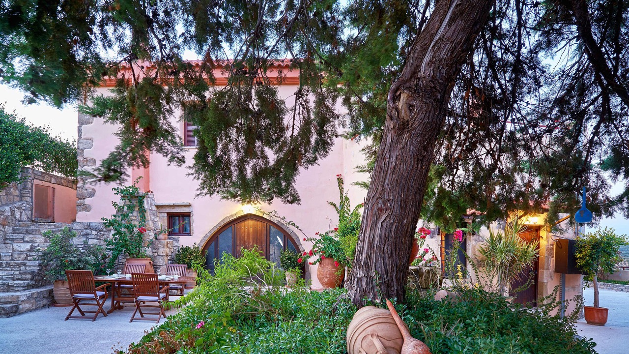 Photo of Outdoor in Latziana