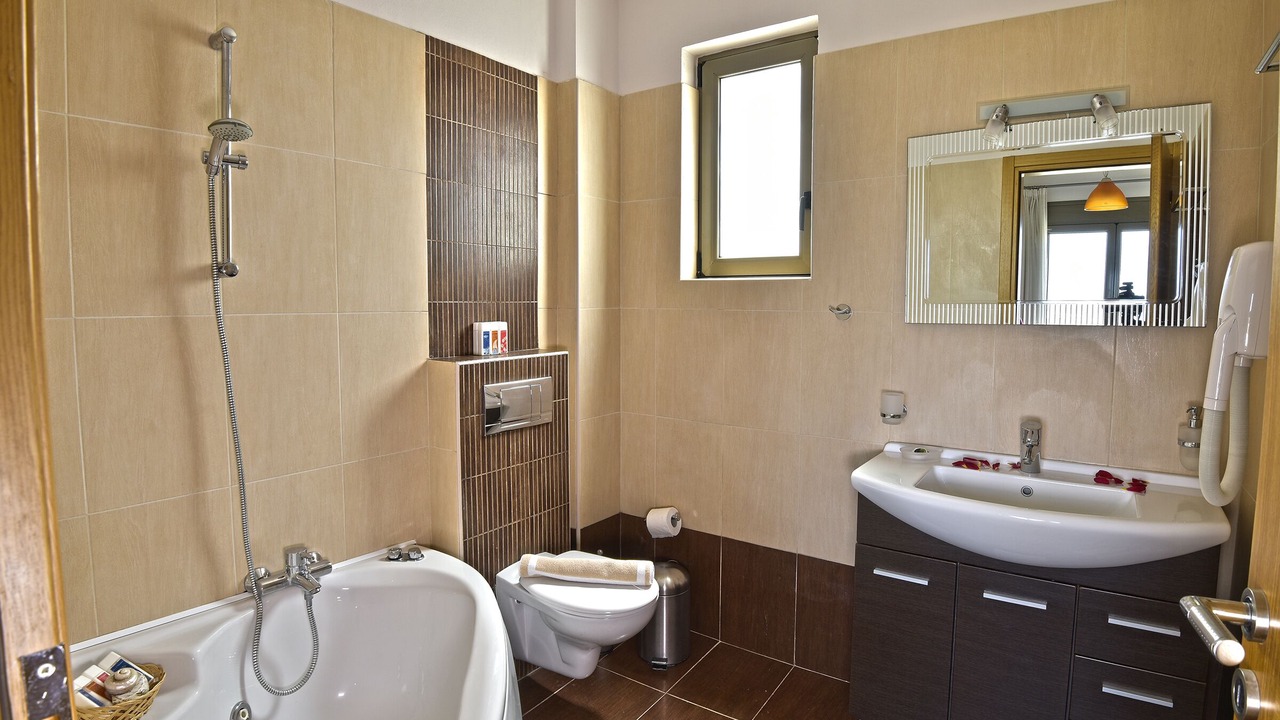 Photo of Bathroom in Skouloufia